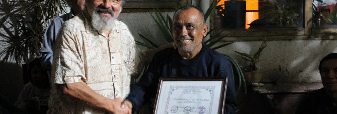 Comunidad cultural de La Serena premia a escritor del Valle Nonguén