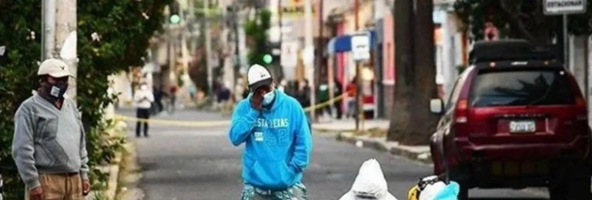 Bolivia: 6 muertos de Covid en plena calle