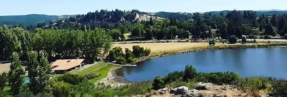 Alcalde de Laja y su hijo Gobernador de Biobío cuentan con laguna y humedal privado mientras avalan daño a “La Señoraza”