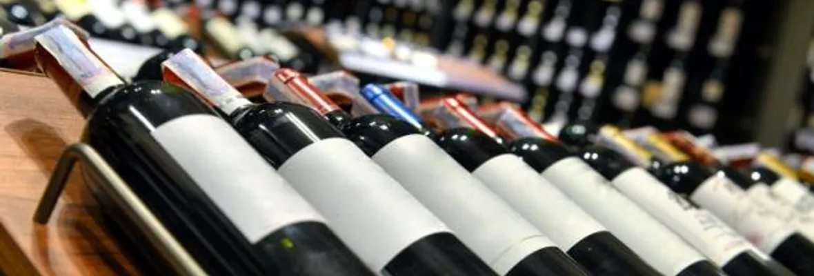 Echar agua al vino: práctica nefasta para viñateros y riesgosa para la vitivinicultura es legal en Chile