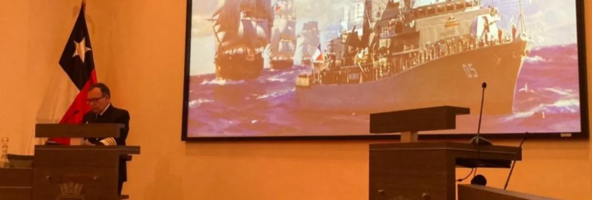Organizaciones rechazan curso de "formación ciudadana" iniciado por la Armada con patrocinio del Mineduc