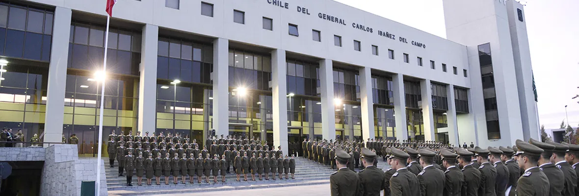 Postulaciones a Escuela de Oficiales de Carabineros disminuyeron un 46% en los últimos 2 años