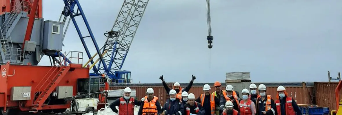 Son más de 6 mil trabajadores de 17 puertos los que paralizan por tercer retiro