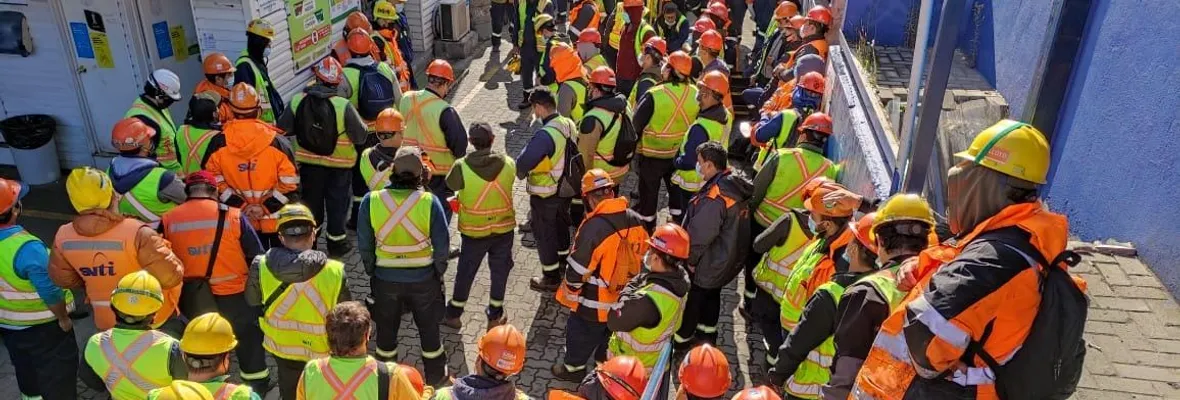 Trabajadores portuarios anuncian nuevo paro por tercer retiro y llama a articulación sindical de diversos sectores