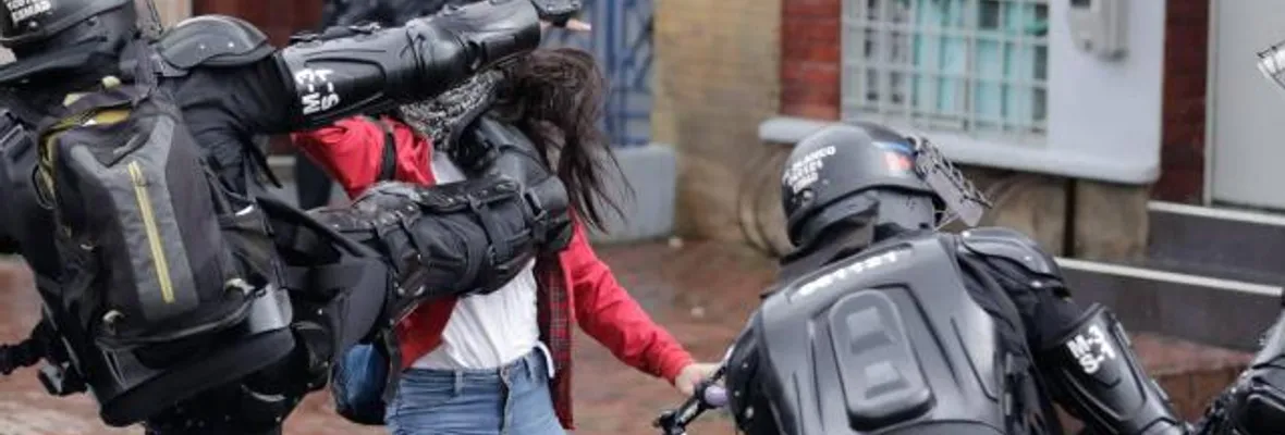 Colombia: 2.387 casos de violencia policial y 43 asesinatos presuntamente perpetrados por efectivos policiales