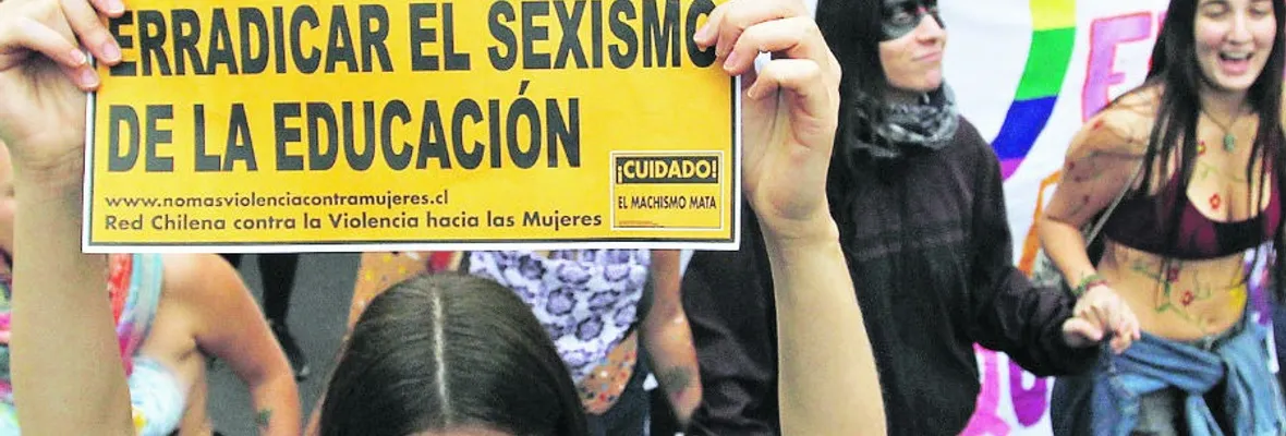 Diputados de Renovación Nacional ingresan proyecto para prohibir lenguaje inclusivo en la educación