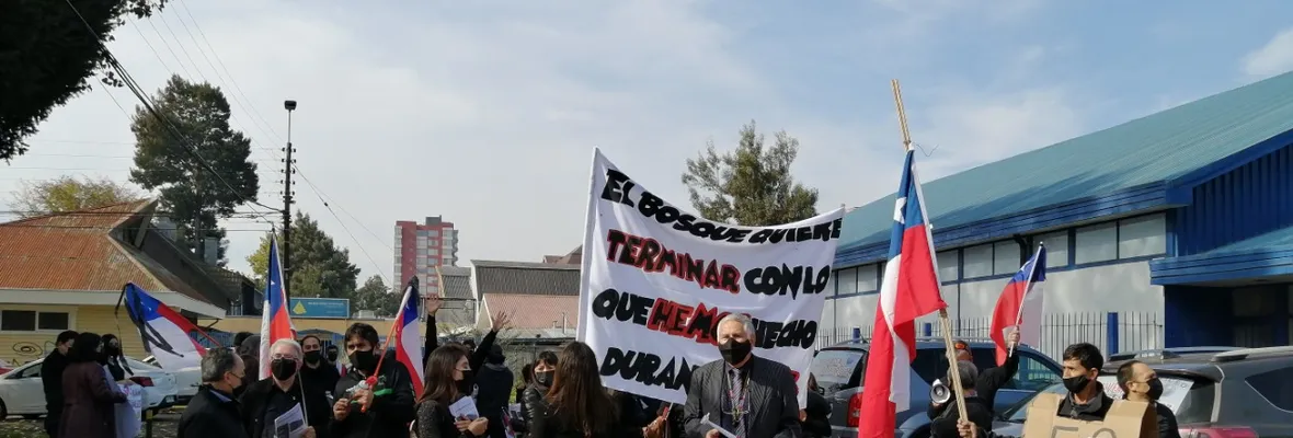 Sindicato del Liceo Camilo Henríquez de Temuco interpuso demanda laboral contra Corporación Educacional El Bosque por deudas de contrato colectivo