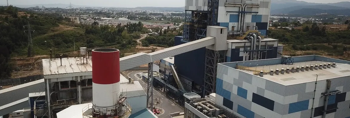 Gobierno pretende posponer cierre de termoeléctrica en Coronel pese a proceso de descarbonización e impactos socioambientales