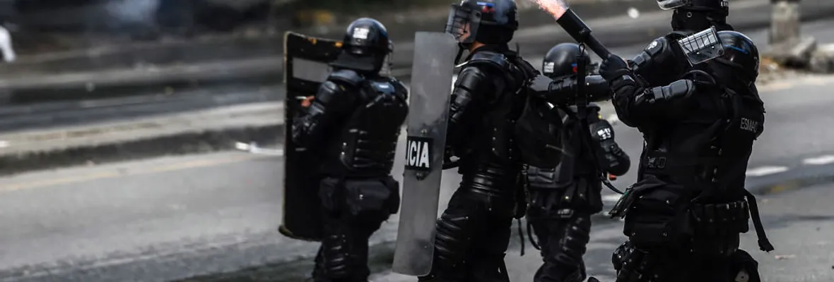 Colombia: 3.789 casos de violencia policial, 45 asesinatos y 25 agresiones sexuales cometidas presuntamente por policías