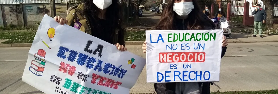 92 días de huelga: Estudiantes del Liceo Camilo Henríquez de Temuco se manifestaron en apoyo al sindicato de trabajadores/as