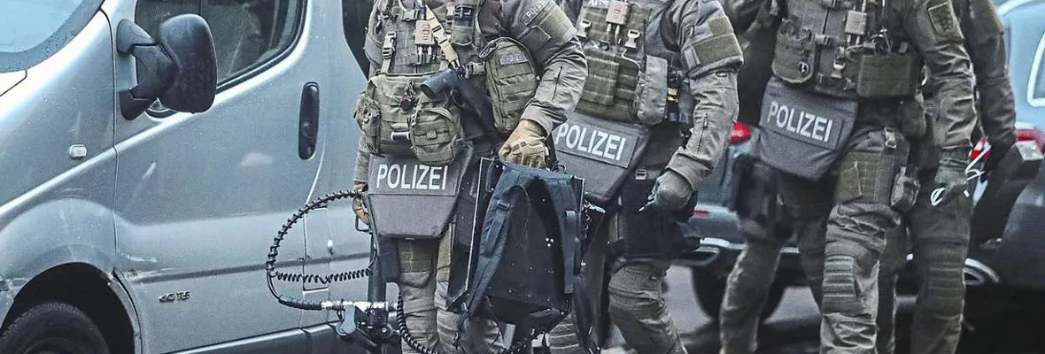 Alemania: Unidad policial de Frankfurt será disuelta por vínculos entre agentes y grupos de extrema derecha