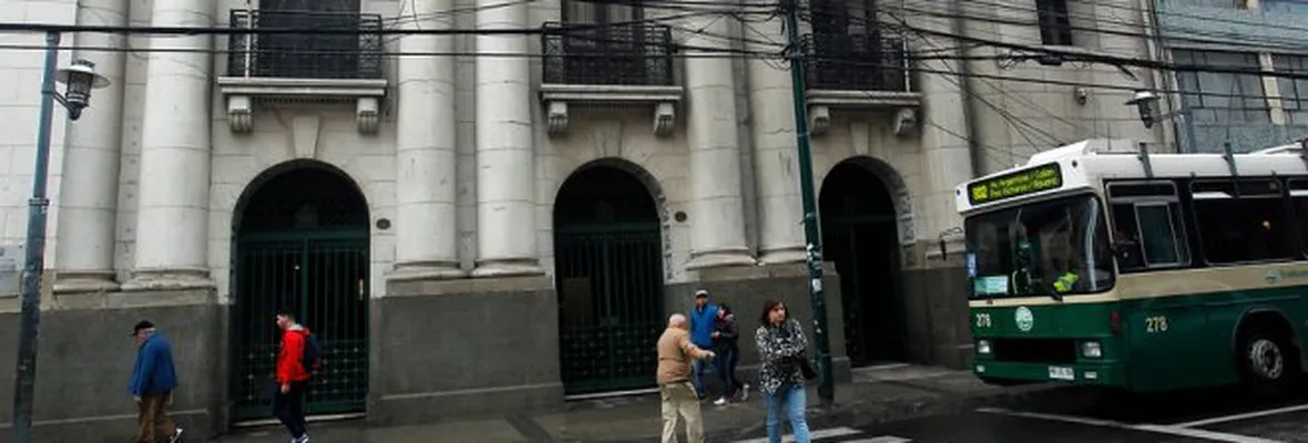 Trabajadoras/es a Honorarios denuncian despidos injustificados y prácticas antisindicales por parte del municipio de Valparaíso