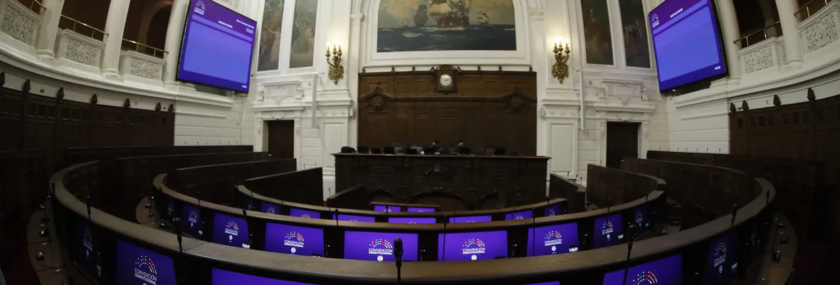 Convención Constitucional eligió parte de su nueva mesa ampliada para el periodo final de trabajo