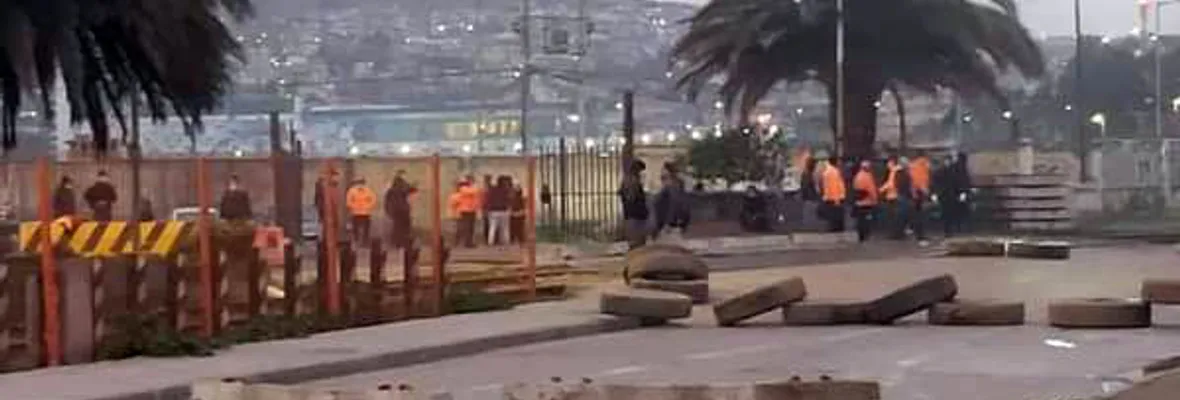 Sindicatos de trabajadores portuarios de San Antonio iniciaron su huelga tras intransigencia de la transnacional Dubai Ports World