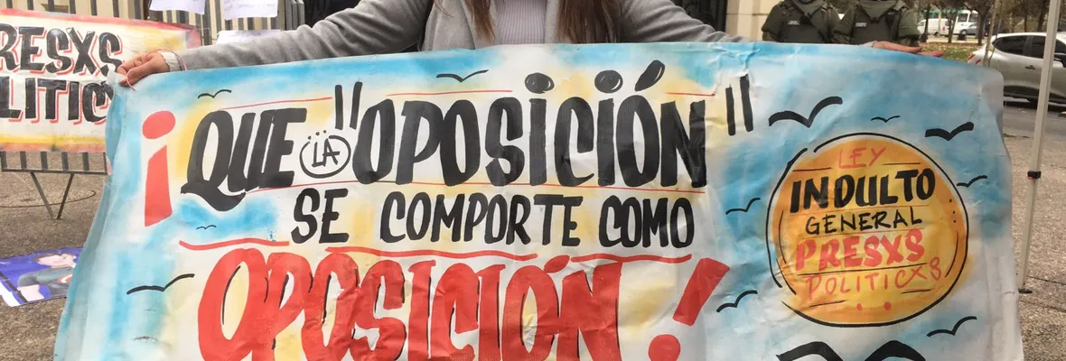 Funas en inscripción de candidaturas por familiares de presos políticos marcan jornada en el Servel