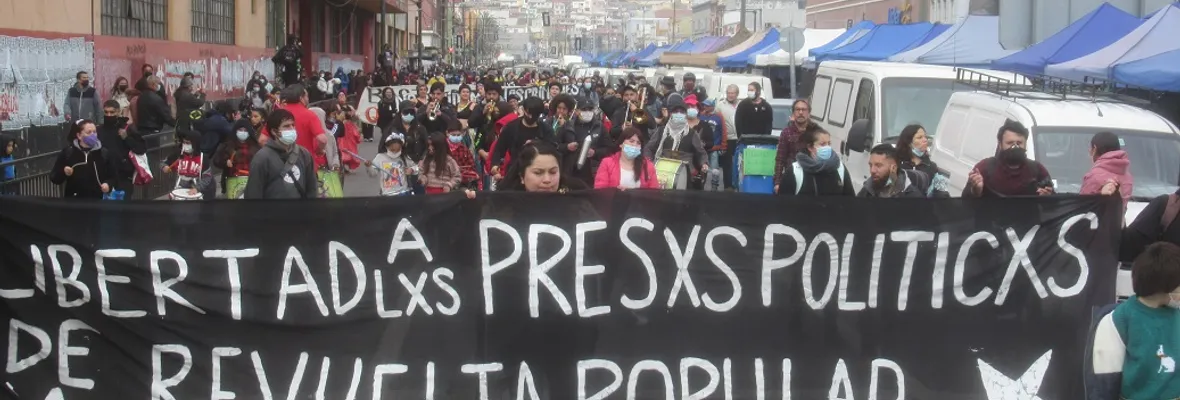 Marcha por la libertad de las y los presos políticos del Estallido recorrió las calles de Valparaíso