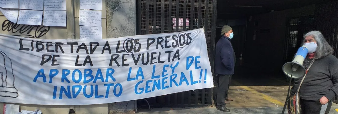 Familiares de las y los presos políticos del Estallido emplazaron a la DC a exponer su respaldo sobre el Indulto General