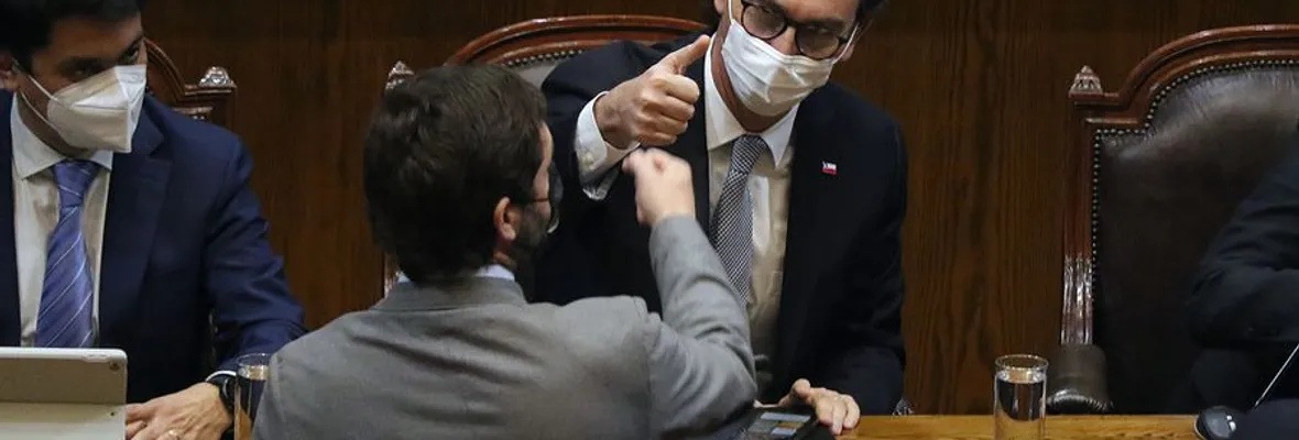 Con votos del oficialismo y la DC: Diputadas/os rechazaron acusación constitucional contra ministro de Educación