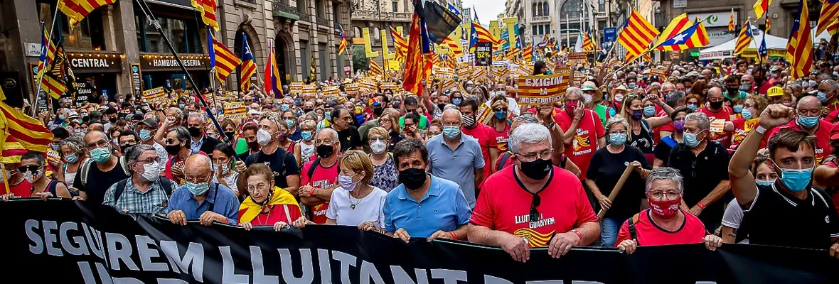 Más de 400 mil personas reclamaron en Barcelona la independencia de Cataluña