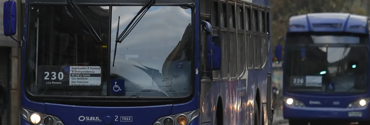 Choferes de empresa Subus del Transantiago en huelga protestaron contra cambios en las condiciones laborales impulsadas por la concesionaria