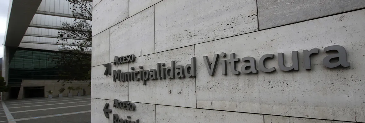 Exalcalde RN renuncia al partido en medio de investigación por malversación en las "comunas del Rechazo"