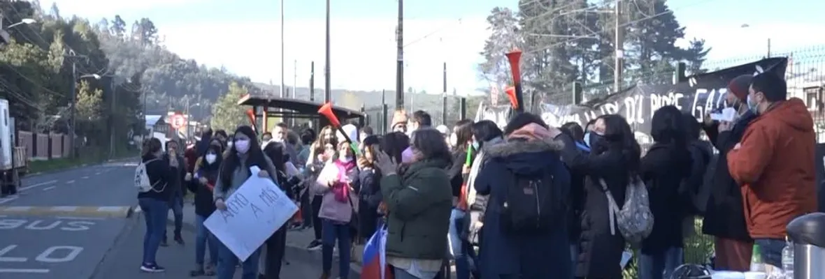 Trabajadores/as del Colegio Madre Paulina de Chiguayante permanecen en huelga ante intransigencia de empleador