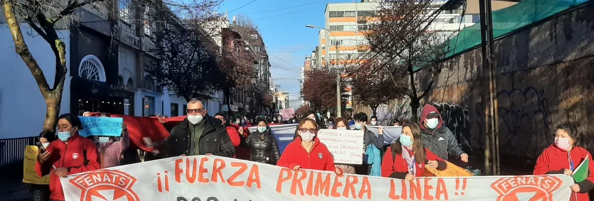 "Se les dice muchas gracias, hasta aquí llegaron": Funcionarios/as de la salud marcharon contra desvinculación de personal Covid del Hospital Regional