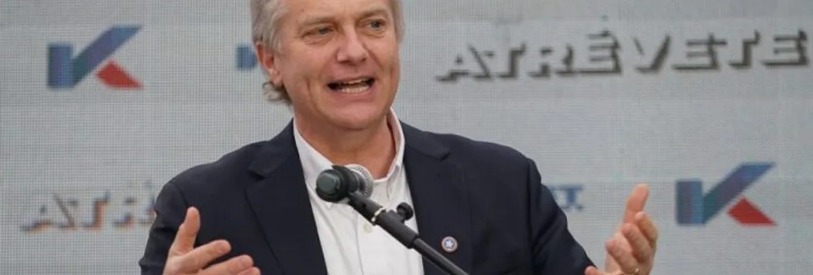 El anti inmigrantes José Antonio Kast utilizó la imagen de Joan Florvil en su franja electoral: Familia repudió al ultraderechista