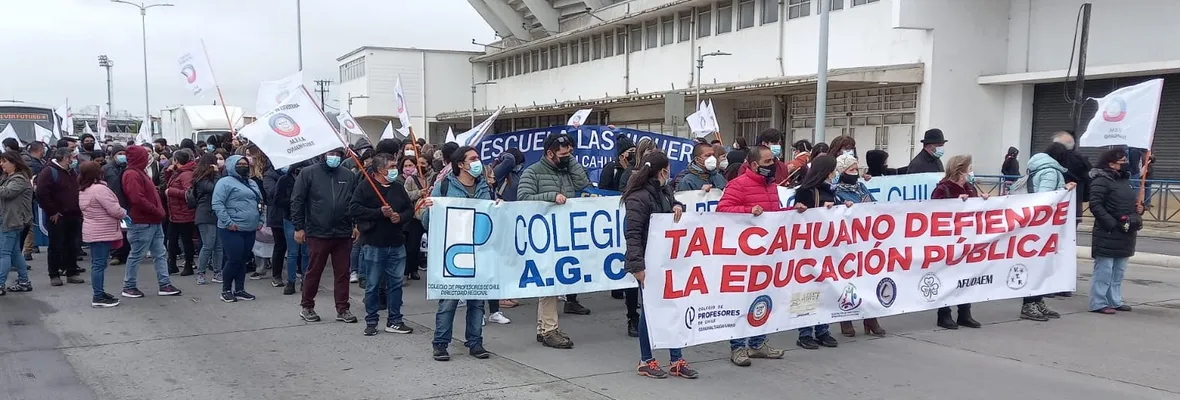 Talcahuano: Trabajadores/as de la educación realizaron nueva marcha y exigieron acelerar la creación de una mesa de trabajo con el alcalde Henry Campos