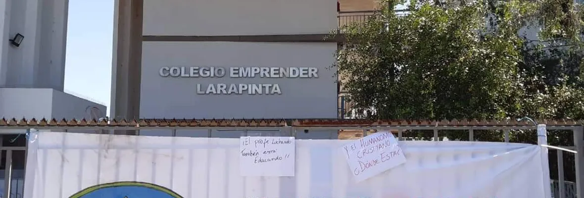 Sindicato de Colegio Emprender Larapinta consiguió reajuste y bonificación tras 22 días de huelga y presiones al empresario Eduardo Grass