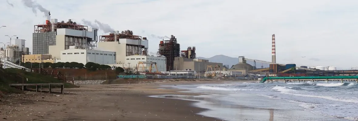 Inician investigación tras cuarto derrame de petróleo en Quintero durante 2021