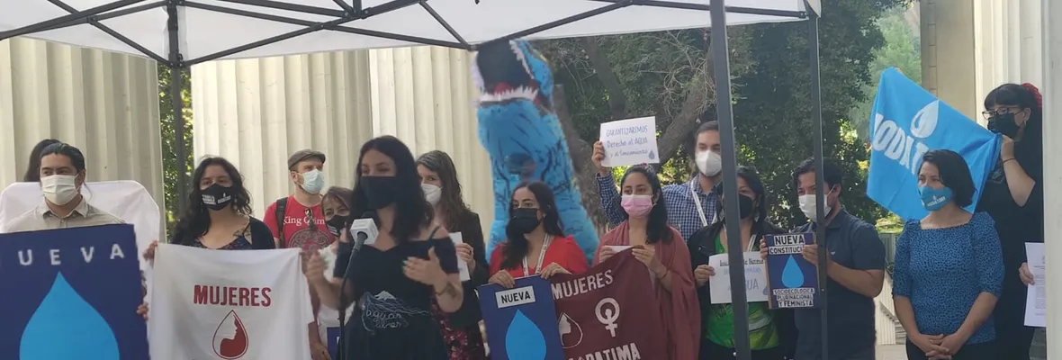 Constituyentes presentan iniciativa para garantizar al agua como Derecho Humano y su saneamiento en la Nueva Constitución