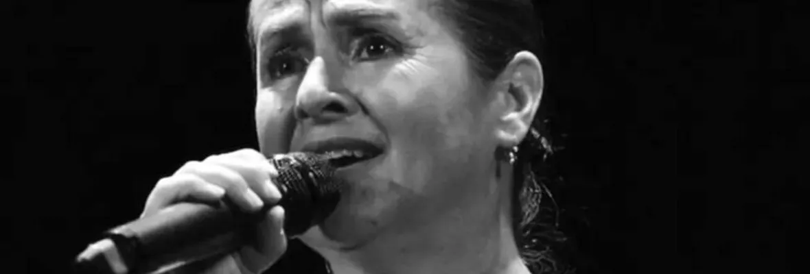 La desinformación mata: Cantante checa no vacunada murió tras contagiarse de Covid a propósito