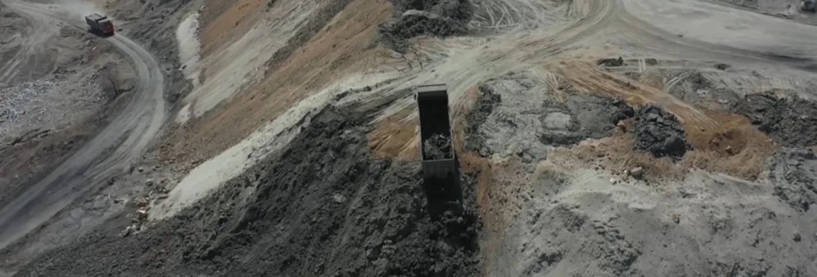 Documental revela los impactos ambientales causados por la transición energética promocionada como "verde"