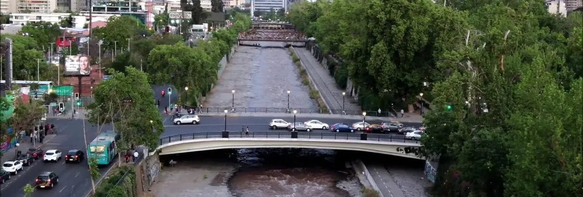 El río Mapocho está infestado con restos de fármacos: sería uno de los más contaminados del mundo