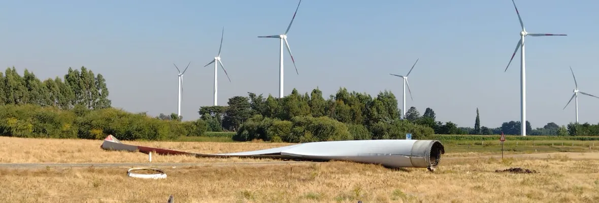 Gigantesca aspa de aerogenerador de empresa Aela Energía cayó en cercanías de viviendas en Los Ángeles