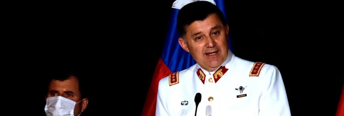 Ricardo Martínez renuncia a su cargo de comandante en jefe el día anterior a declarar como procesado en el caso "Fraude en el Ejército"
