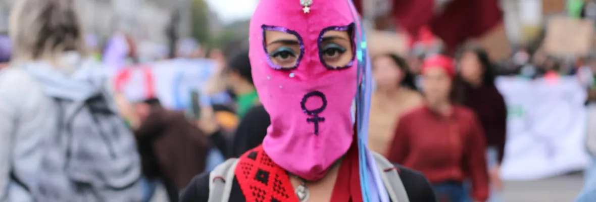 Nosotras nos alzamos: masiva marcha de mujeres llenó Concepción este 8M