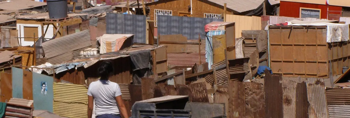 Emergencia por déficit habitacional en Chile: Más de 81 mil familias viven en campamentos tras inicio de la pandemia