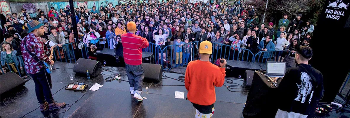 Fluvial, o cuando las y los músicos deben pagar por tocar