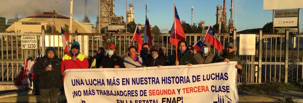 Represión policial e intransigencia de Enap marcan segundo día de huelga de trabajadores/as de empresa contratista Conecta