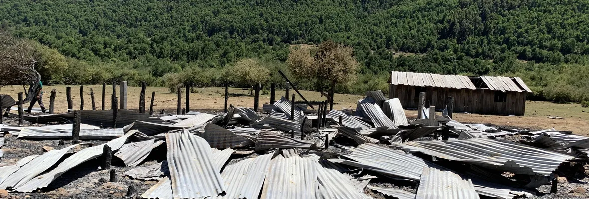 Escuela autónoma mapuche de Malla Malla iniciará proceso de reconstrucción tras ser quemada previo a su apertura: Solicitan apoyo para concretizar proyecto