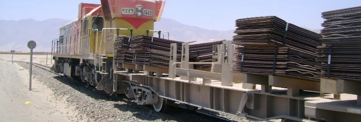 Delincuentes vestidos de militares robaron cargamento de cobre desde tren en Antofagasta