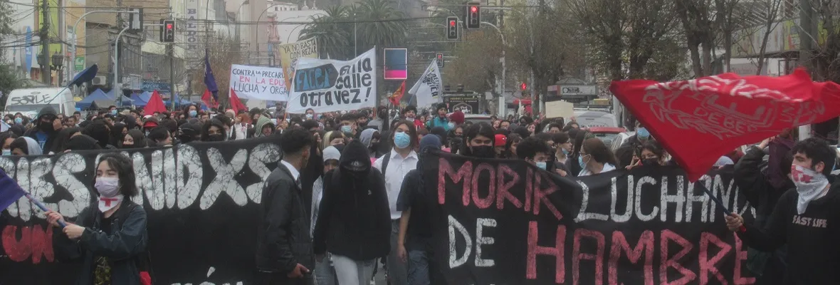 Estudiantes movilizados en Valparaíso: "No es solo la comida, también es el arriendo y el costo de la vida"