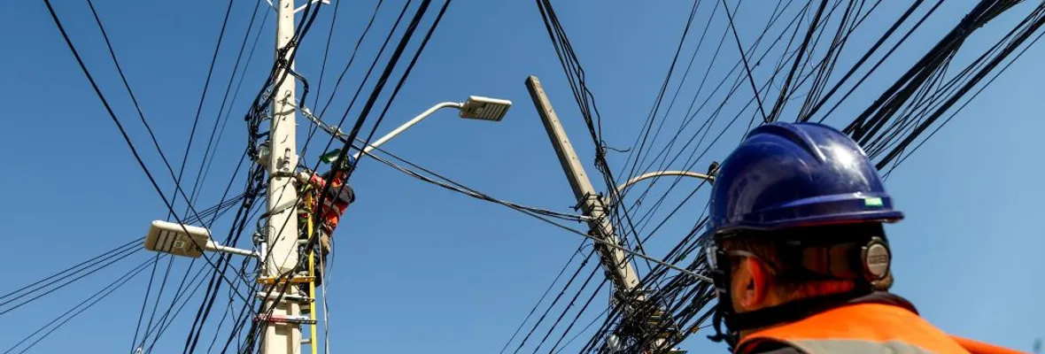 Gobierno ingresó proyecto que busca atenuar subidas en cuentas de electricidad