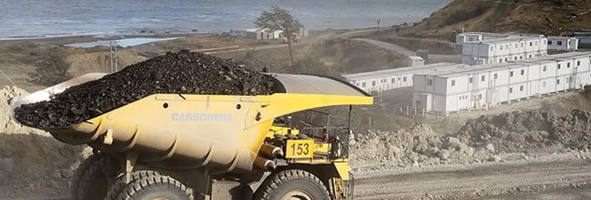 Suprema confirma prohibición de tronaduras para extraer carbón en Isla Riesco por Angelini y Von Appen