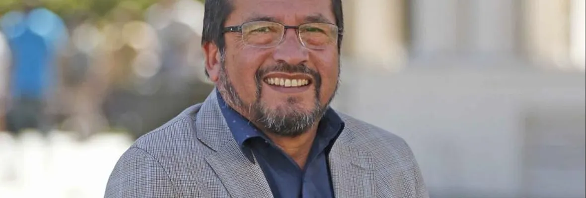 ¿Qué diría un endeudado con el CAE? Humberto Toro, delegado presidencial de Arauco, gana casi $4 millones y cuenta sólo con enseñanza media