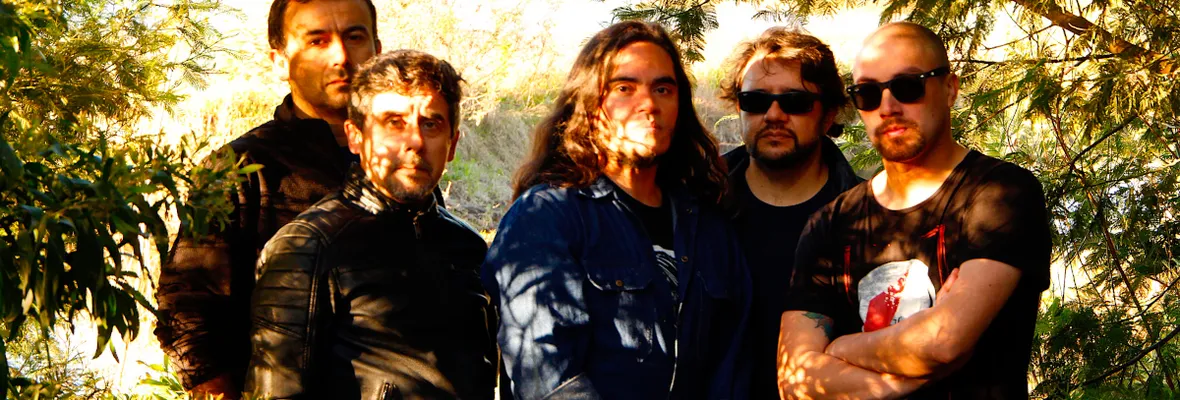 Luego de dos décadas, Contradicción retoma los escenarios con potente concierto en Teatro Biobío