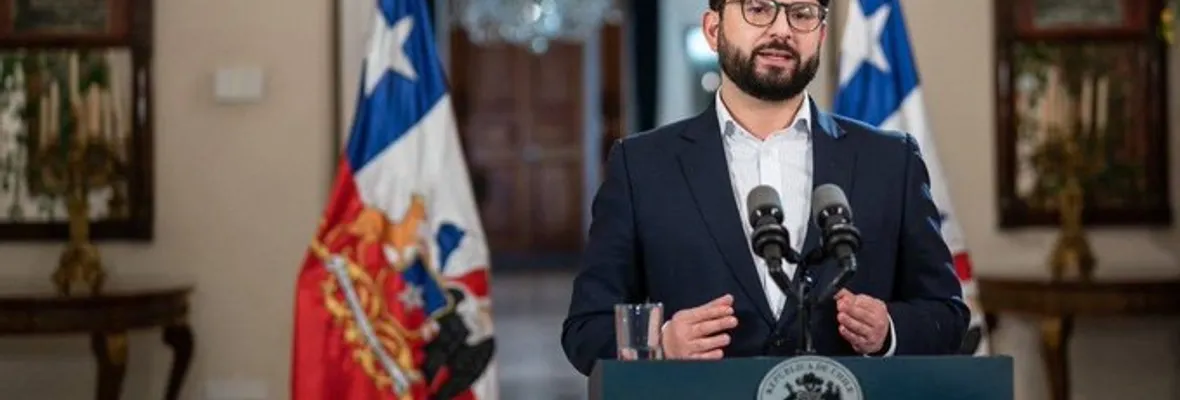 Aumento de presupuesto a policías sin reformas a su estructura y funcionamiento fue parte de anuncio presidencial