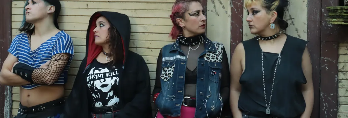 "Sebosa": Pandemia, feminismos y punk en nuevo montaje de Teatro La Obra